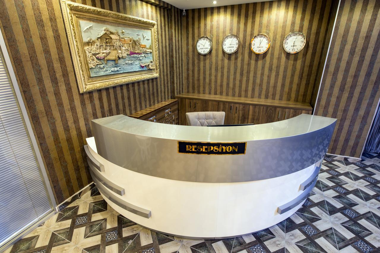 Kars-I Si̇Ri̇N Otel Exterior foto